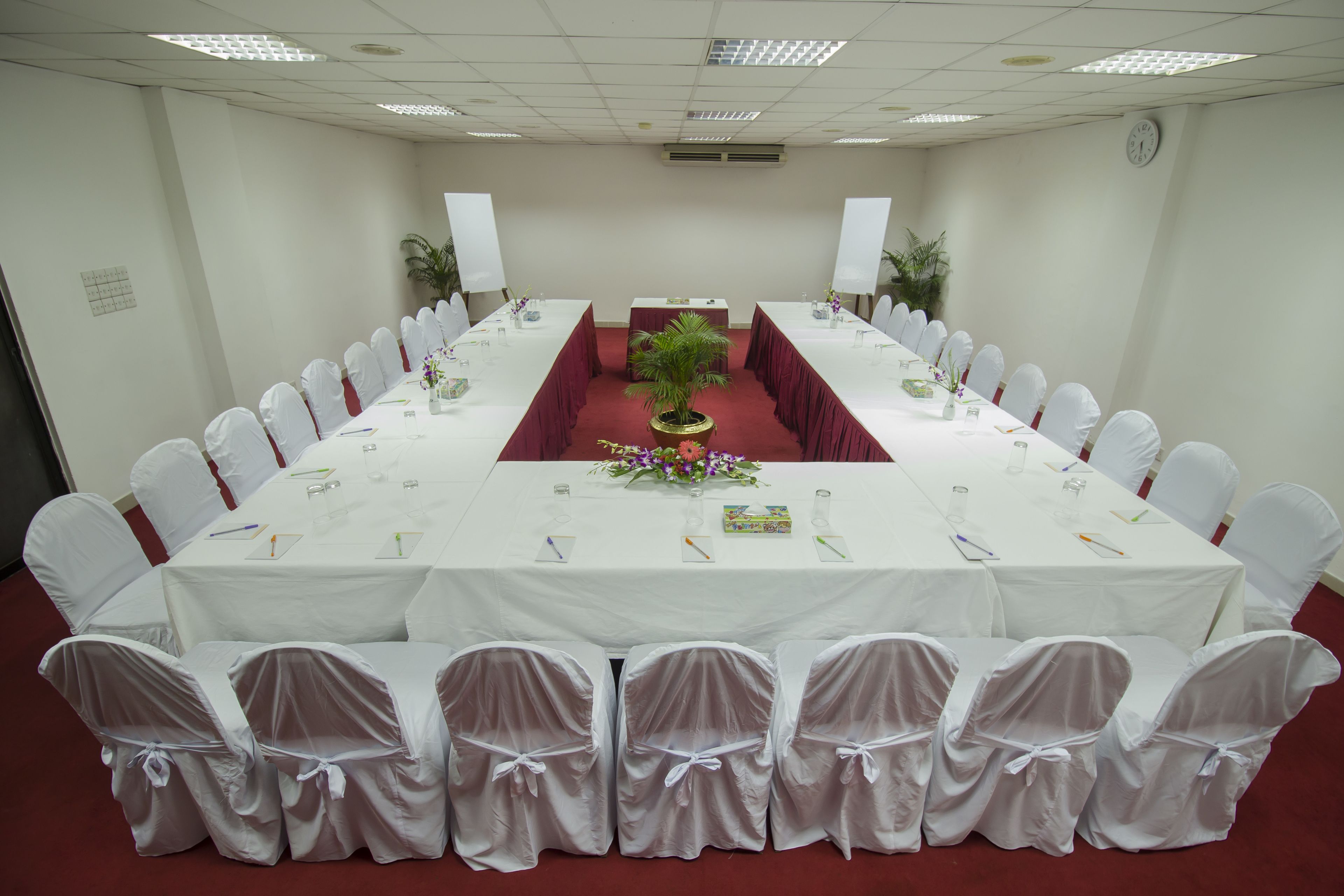 Photo - Asia Pacific Hotel