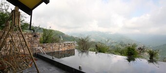 Provence Rose Lodge in Ching Jing