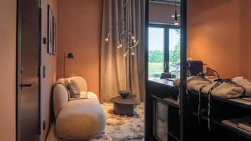 Exclusive Double Room | Desk, blackout drapes, free WiFi, bed sheets