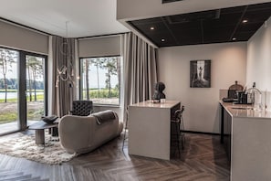 Presidential Double Room, Sauna | Desk, blackout curtains, free WiFi, bed sheets - Stufvenäs Gästgifveri (Soderakra)