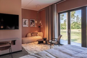 Exclusive Double Room | Desk, blackout curtains, free WiFi, bed sheets - Stufvenäs Gästgifveri (Soderakra)