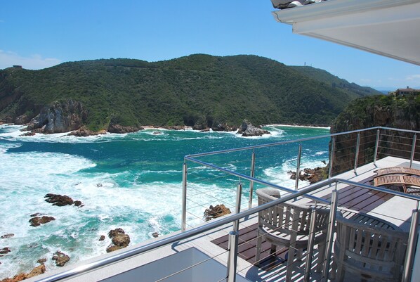 Kamer (Pansy Shell) | Uitzicht vanaf balkon