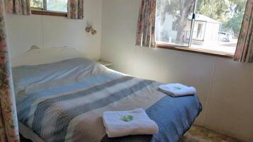 Standard Cabin, 1 Bedroom | Cots/infant beds, free WiFi