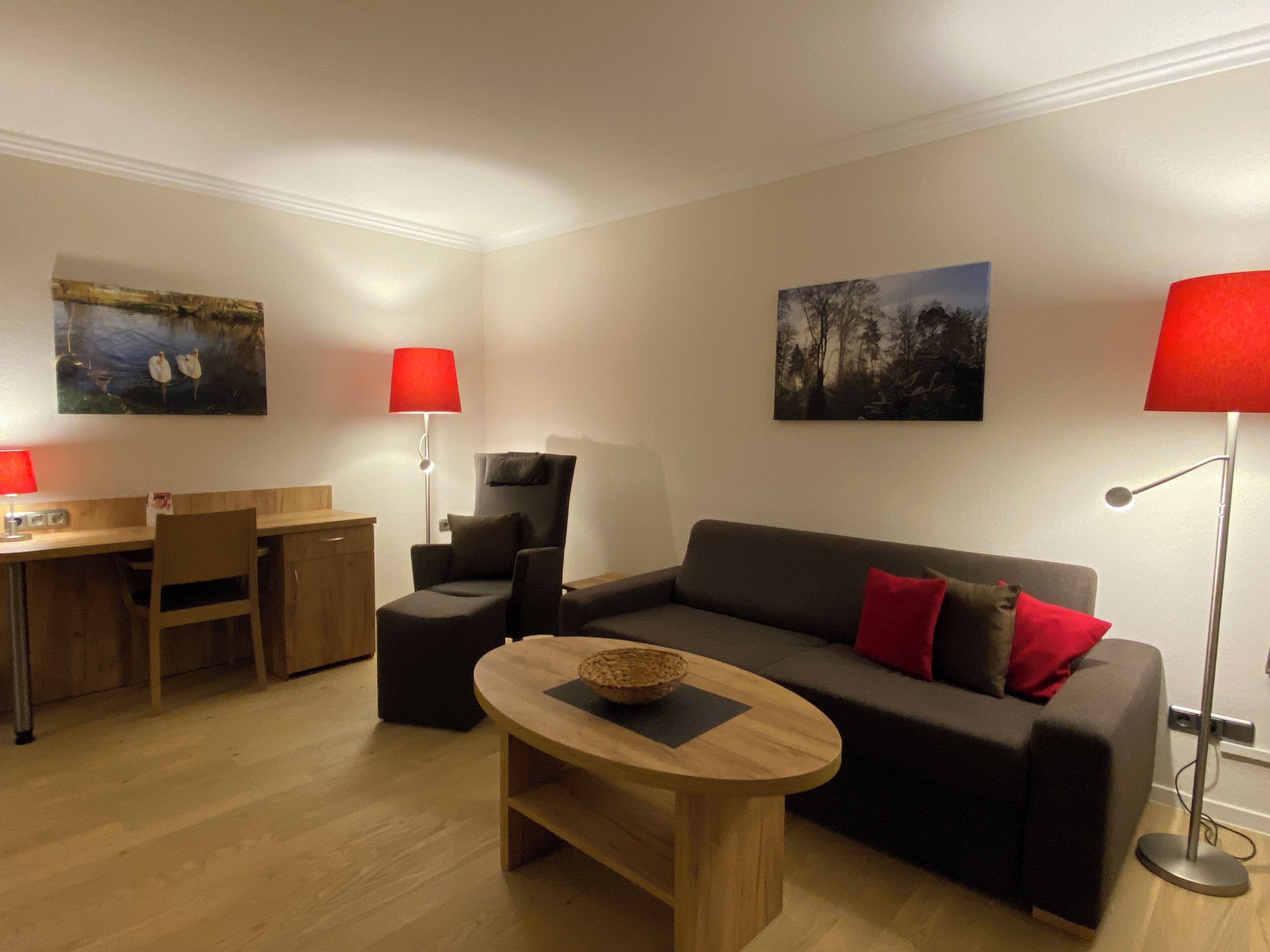 comfort suite, non smoking, garden view | 1 bedroom, hypo-allergenic bedding, minibar, in-room safe