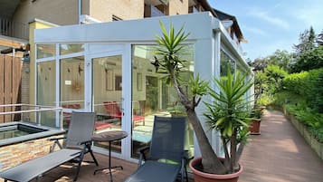 Güneşlenme verandası