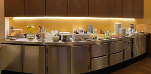 Desayuno buffet incluido los días de semana