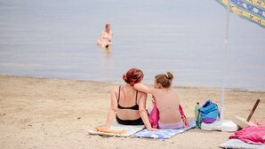 Beach - Hotel Novi (Igalo)