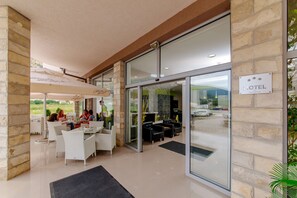 บาร์ (ในที่พัก)