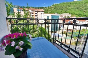 Standard Studio, Kitchen, City View (Teracce) | Terrace/patio - Ksenija Apartments (Budva)