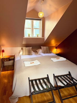 Wi-fi (inkludert) og sengetøy