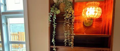 WiFi (無料)、ベッドシーツ