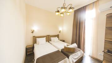 Standard Double or Twin Room, Balcony