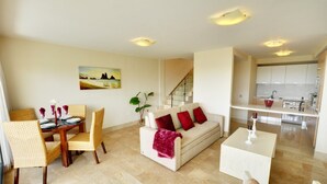 Villa, 2 Bedrooms | Private kitchen - Sun Bay Villas (San Miguel de Abona)