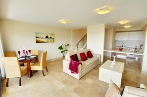 别墅, 2 间卧室 | 私人厨房 | 大冰箱、微波炉、炉灶、洗碗机