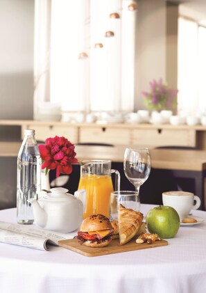 Free daily buffet breakfast  - The Terrace Boutique Hotel (Tbilisi)