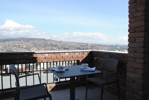 Balcony - The Terrace Boutique Hotel (Tbilisi)