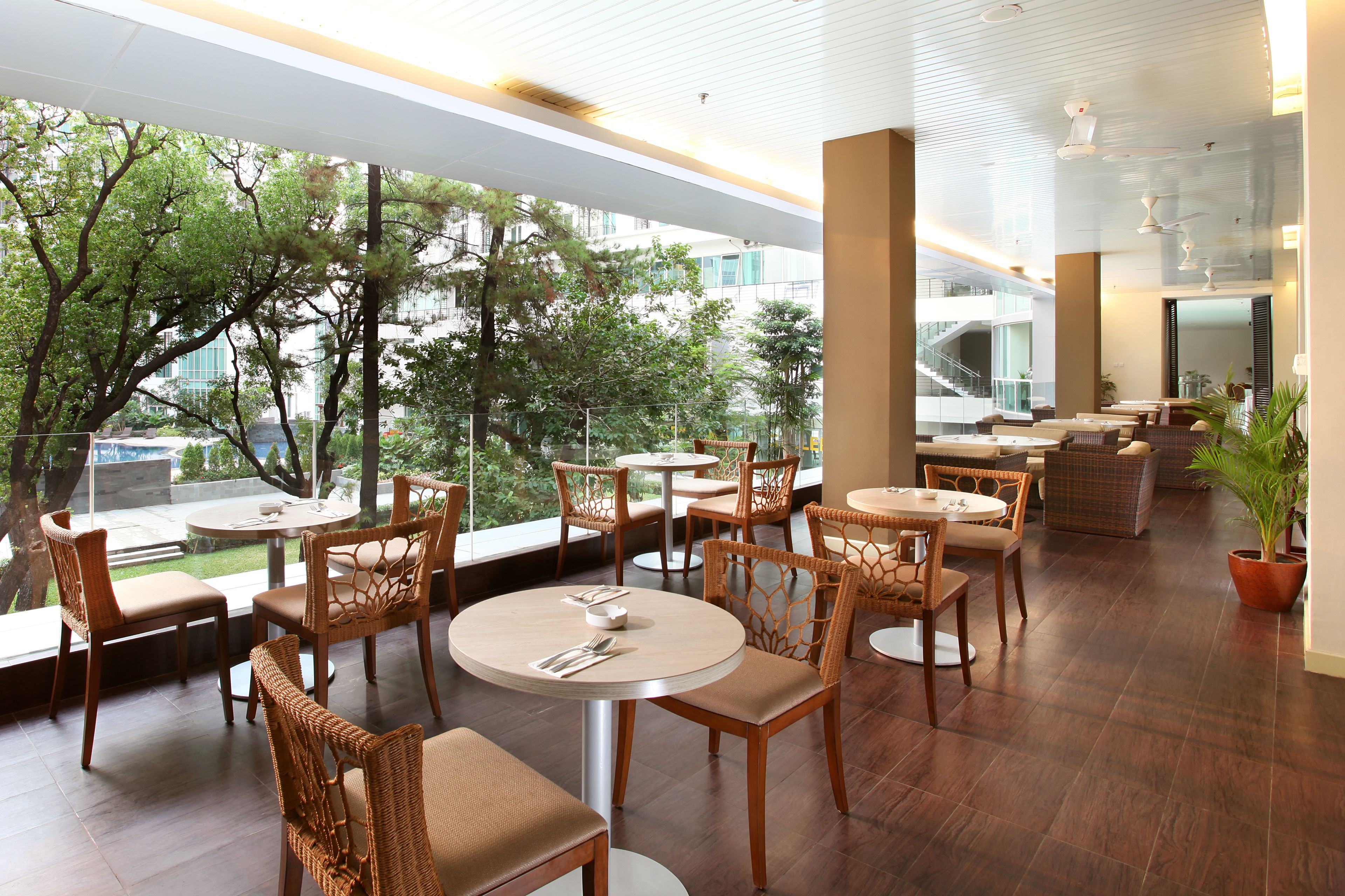 breakfast, lunch, dinner served; international cuisine, garden views