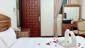 Superior Double Room | Minibar, desk, free WiFi, bed sheets