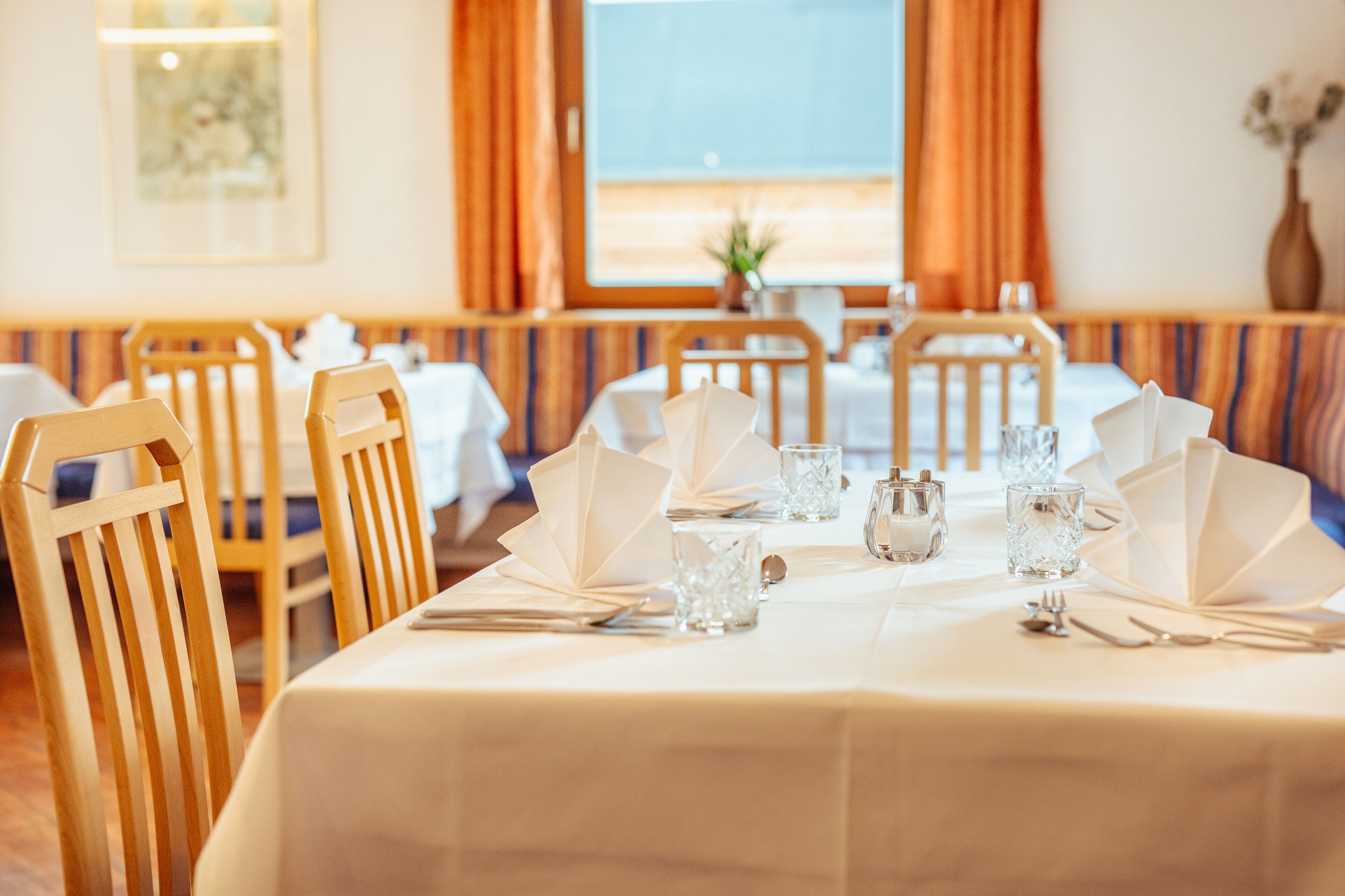 breakfast and dinner served, regional cuisine