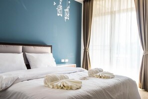 Bureau, chambres insonorisées, Wi-Fi gratuit, draps fournis