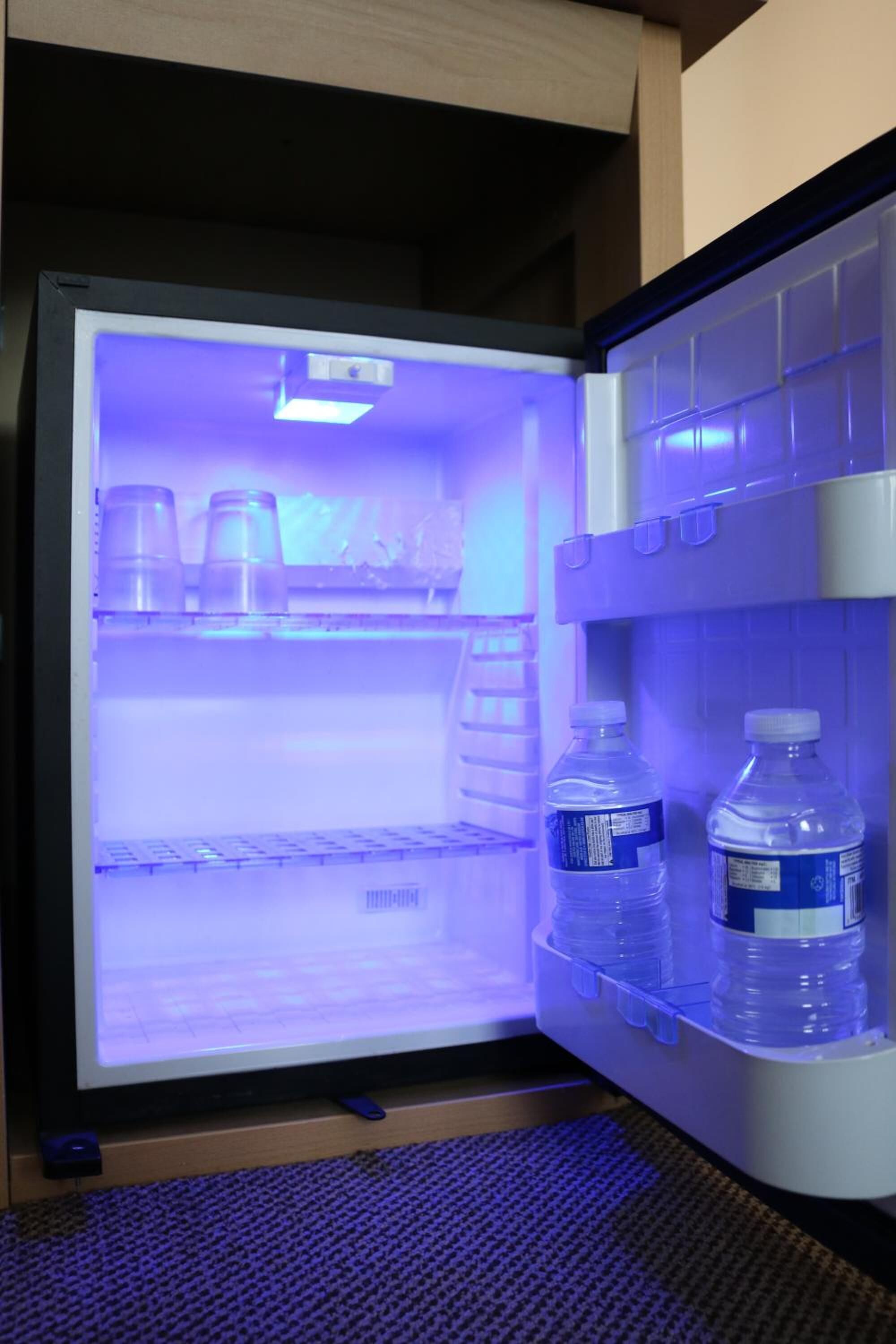 premium bedding, select comfort beds, in-room safe