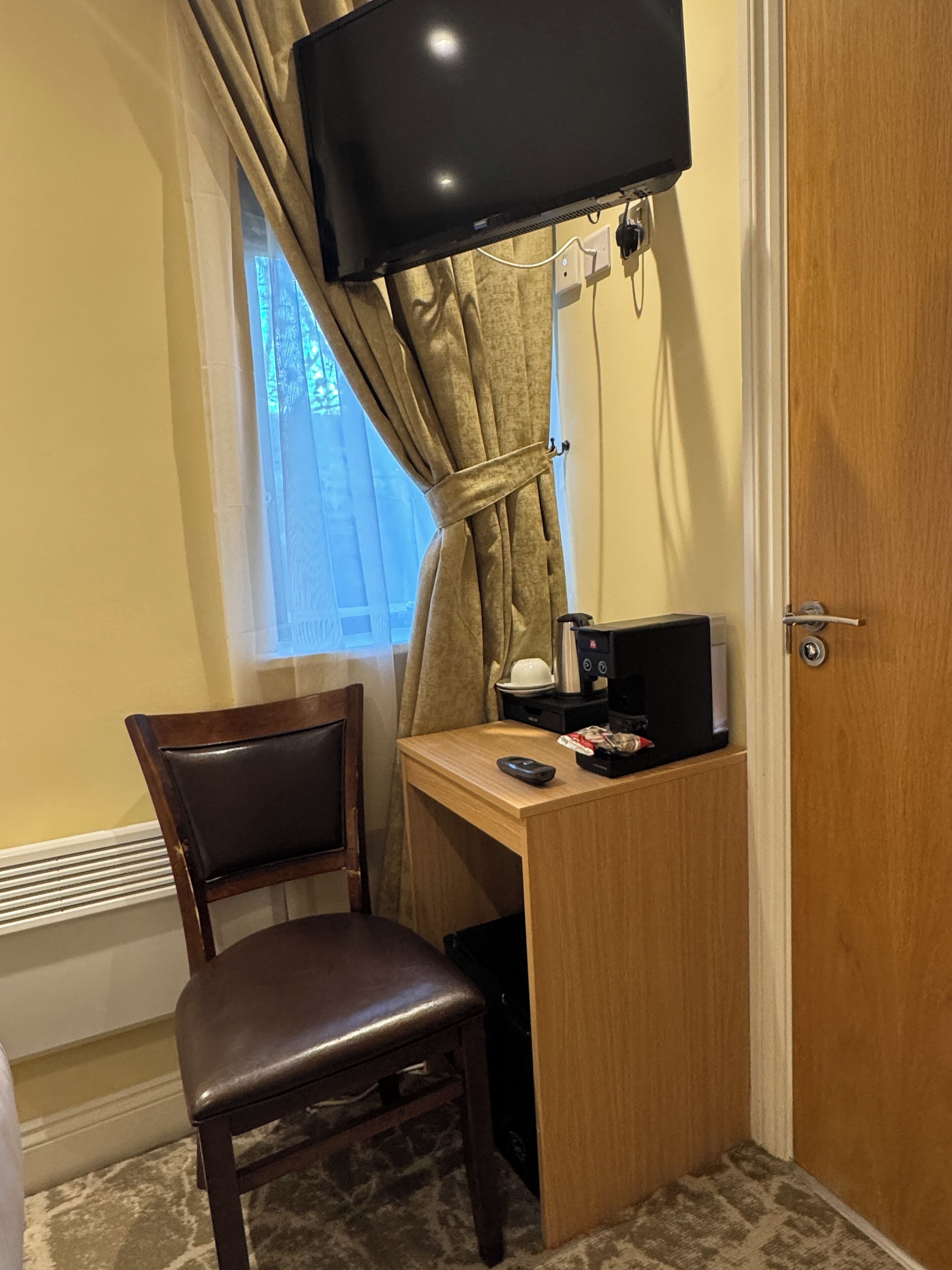 economy double room | premium bedding, select comfort beds, in-room safe