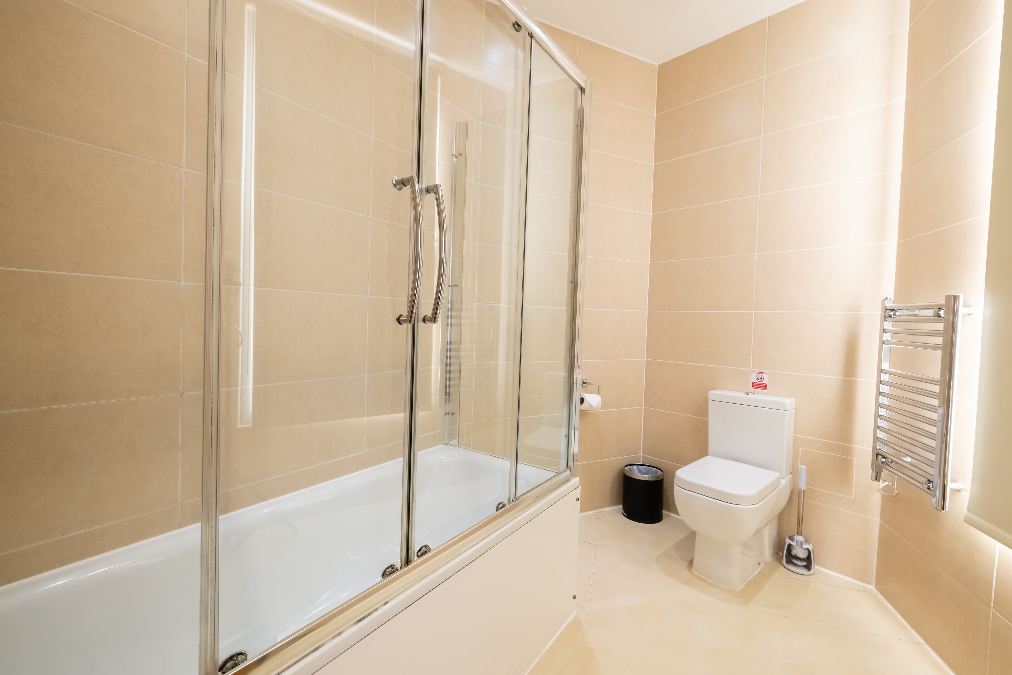 deluxe triple room | bathroom | shower, free toiletries, towels, soap