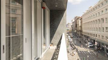 Comfort Apartment, 1 Bedroom, City View (Piazza Beltrade 1) | Balcon