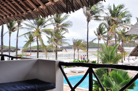 Presidential Double Room, Ocean View | Balcony