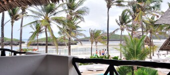 Barracuda Inn Resort
