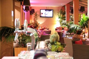 Baari (majoituspaikassa)