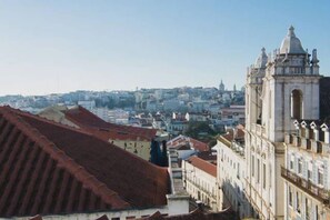 Loft | View from room - Locals Hostel & Suites (Lisbon)