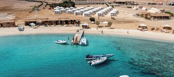 马尔夏纳卡利村酒店