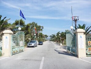 Property entrance - Azur Soleil - Les Pins Maritimes - Campground (Hyères)