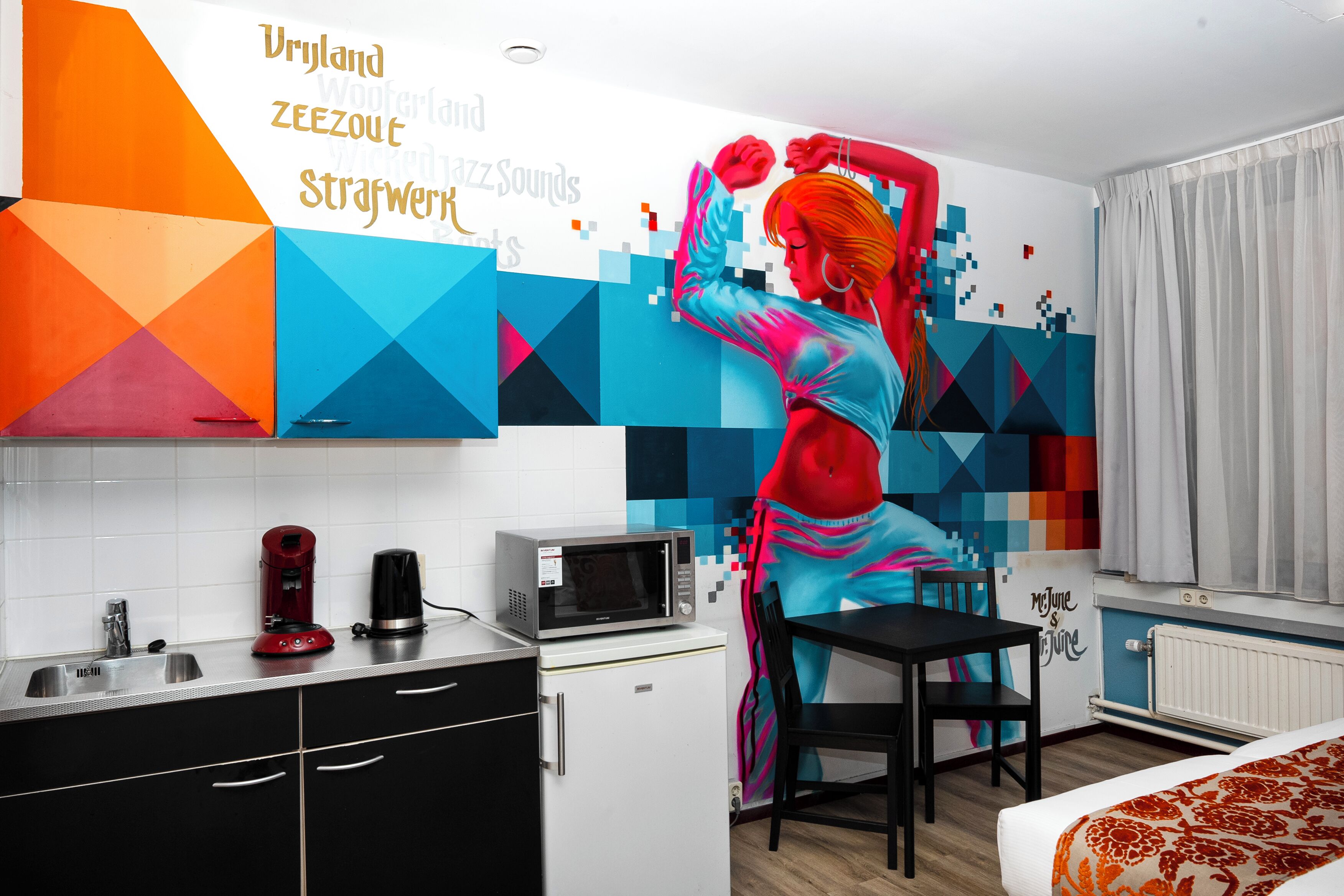 twin room | 1 bedroom, blackout curtains, iron/ironing board, free wifi