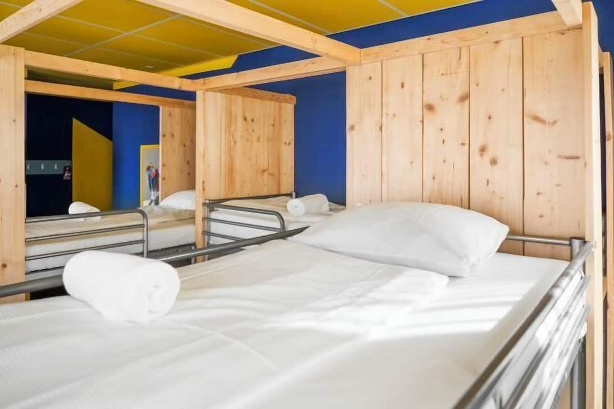 1 bedroom, blackout drapes, iron/ironing board, free WiFi
