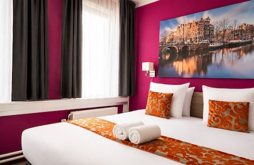 Amsterdam Teleport Hotel