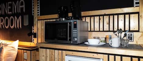 Design Double Room (Movie Theme) | Private kitchenette