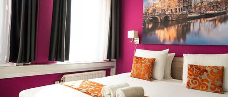 Double Room | 1 bedroom, blackout curtains, iron/ironing board, free WiFi