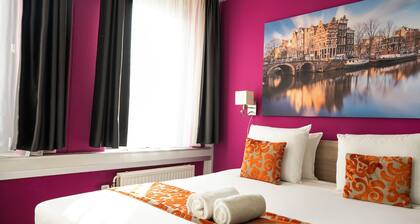 Amsterdam Teleport Hotel