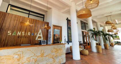 Hotel Sansiraka Suites By GEH Suites