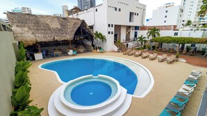 Front of property - Hotel Sansiraka Suites By GEH Suites (Santa Marta)