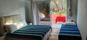 Premium bedding, blackout curtains, soundproofing, free cots/infant beds