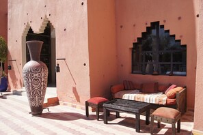 Terrace/patio - La Kasbah Chwiter (Al Ouidane)