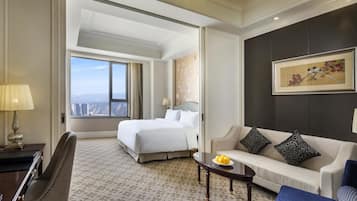 Superior Apartment, 1 King Bed | Minibar, in-room safe, desk, iron/ironing board