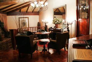 Reception - Casa Toscana  (Pretoria)