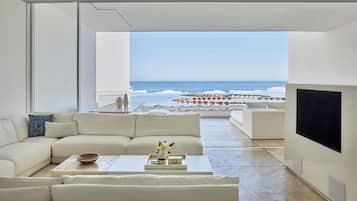 Suite, 1 King Bed, Ocean View (with Butler Service) | Premium bedding, down duvets, Tempur-Pedic beds, in-room safe