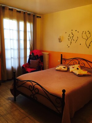 ダブルルーム テラス | セーフティボックス (室内)、客室ごとに異なる装飾、客  室ごとに異なるインテリア、防音設備