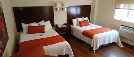 Coffres-forts dans les chambres, bureau