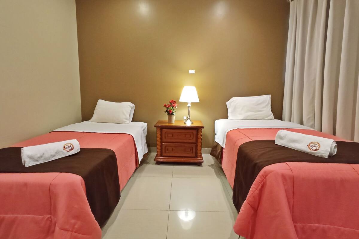 Free WiFi, bed sheets